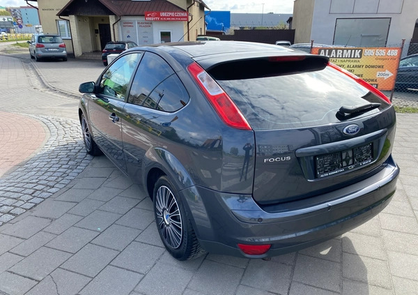 Ford Focus cena 10999 przebieg: 244000, rok produkcji 2005 z Golina małe 232